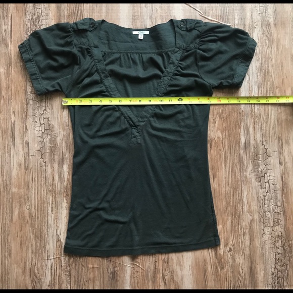 CLU Military Tux V Neck Ruched Green Top Shirt M - Picture 4 of 5